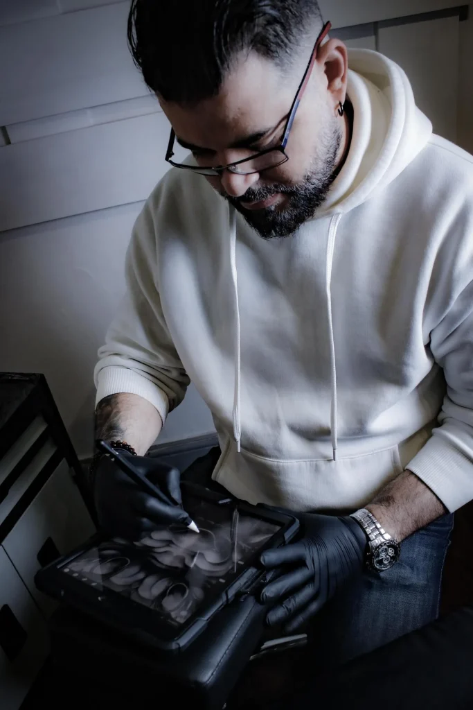 ItaliaInk Tatoo, Piercing y Arte