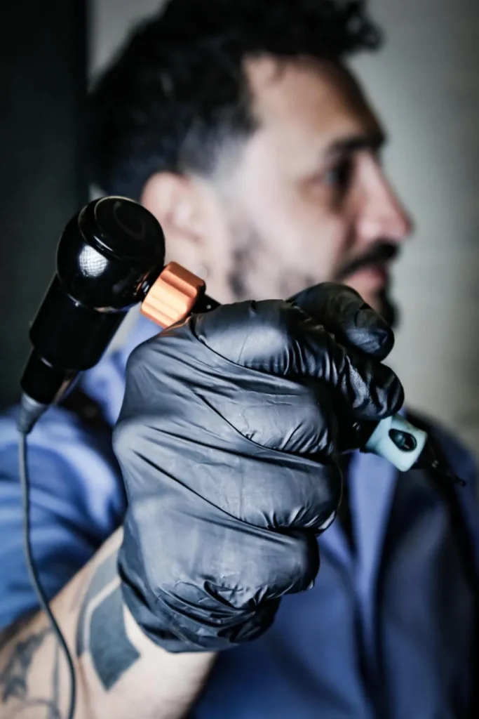 ItaliaInk Tatoo, Piercing y Arte